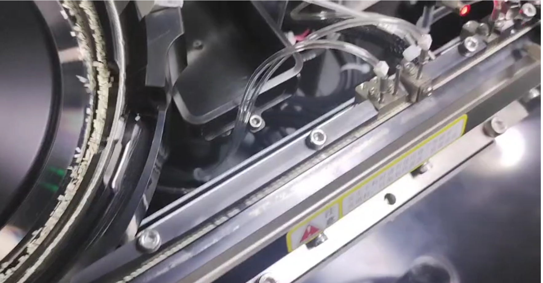 六面外觀檢測機0603速度突破到3000了-恒工